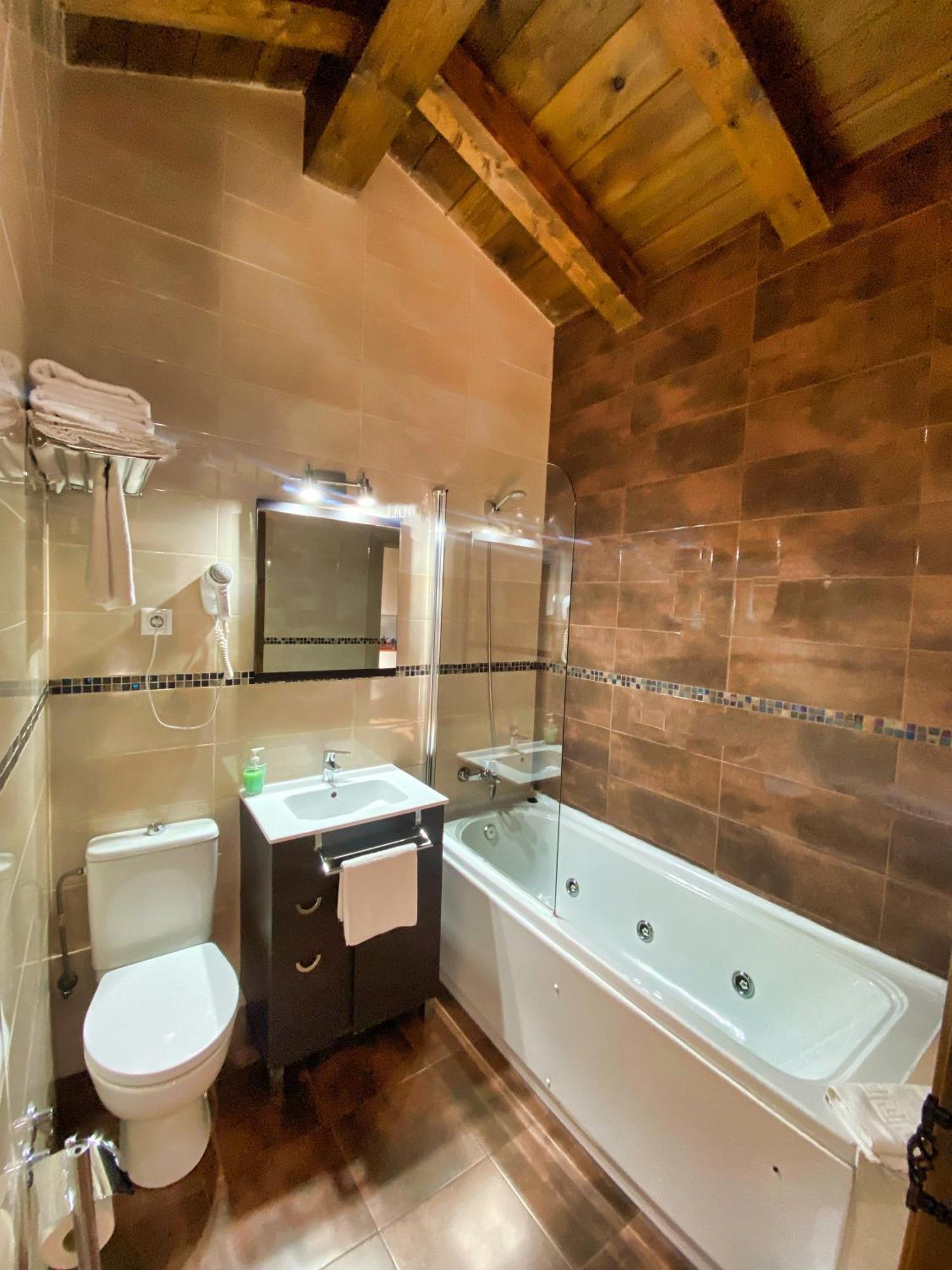 Apartamentos Spa Casco Historico De Isla - AlojateIsla Plana المظهر الخارجي الصورة