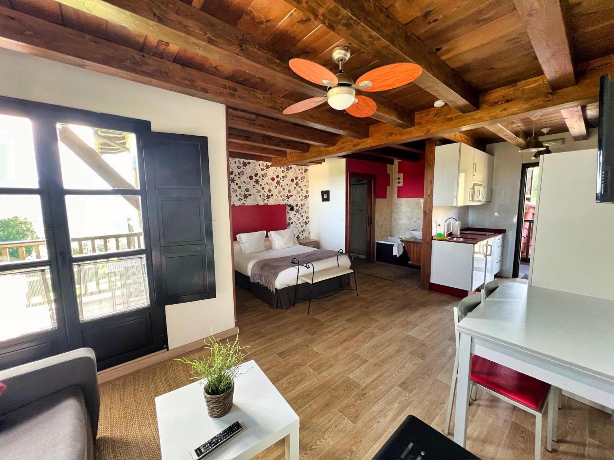 Apartamentos Spa Casco Historico De Isla - AlojateIsla Plana المظهر الخارجي الصورة